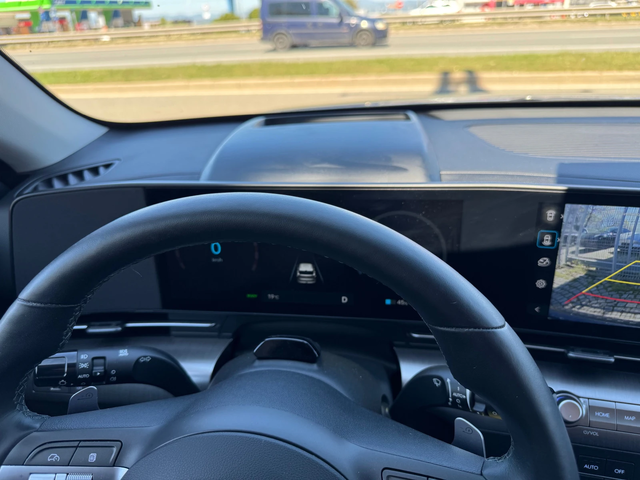 Hyundai Kona 65.4kWh/Leder/Navi/218ps - автомобили, коли, обяви за нови и употребявани 8