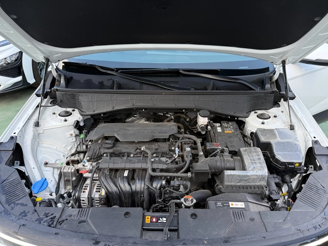 Hyundai Kona SEL, 2.0 MPI, AWD - автомобили, коли, обяви за нови и употребявани 16