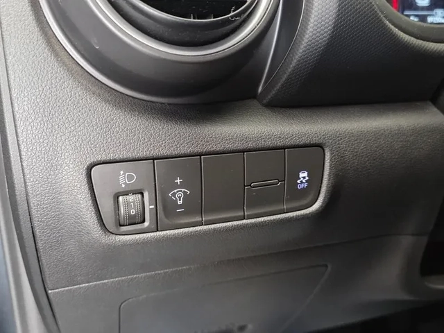 Hyundai Kona 1.6 - автомобили, коли, обяви за нови и употребявани 16