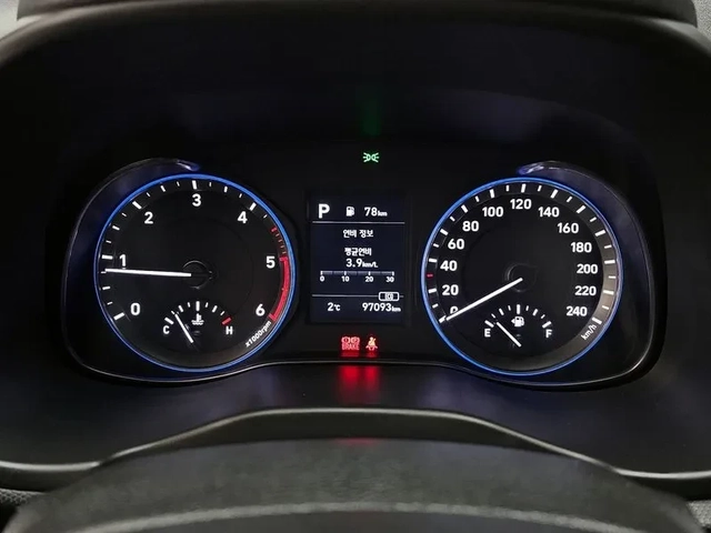 Hyundai Kona 1.6 - автомобили, коли, обяви за нови и употребявани 7