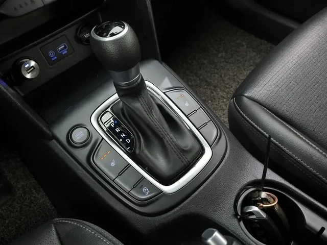 Hyundai Kona 1.6 - автомобили, коли, обяви за нови и употребявани 8