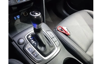 Hyundai Kona 1.6T - автомобили, коли, обяви за нови и употребявани 8