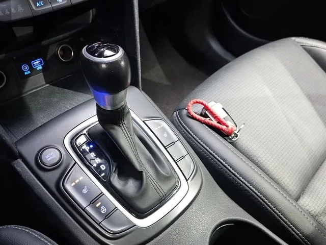 Hyundai Kona 1.6T - автомобили, коли, обяви за нови и употребявани 8