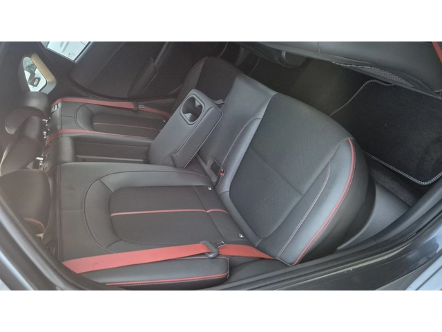 Hyundai Kona 1.6GRDI АВТОМАТ 4Х4 КОЖА ЛИЗИНГ ВИДЕО - автомобили, коли, обяви за нови и употребявани 11