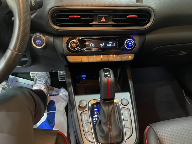 Hyundai Kona 1.6 Turbo ! 2WD ! N Line ! - автомобили, коли, обяви за нови и употребявани 15