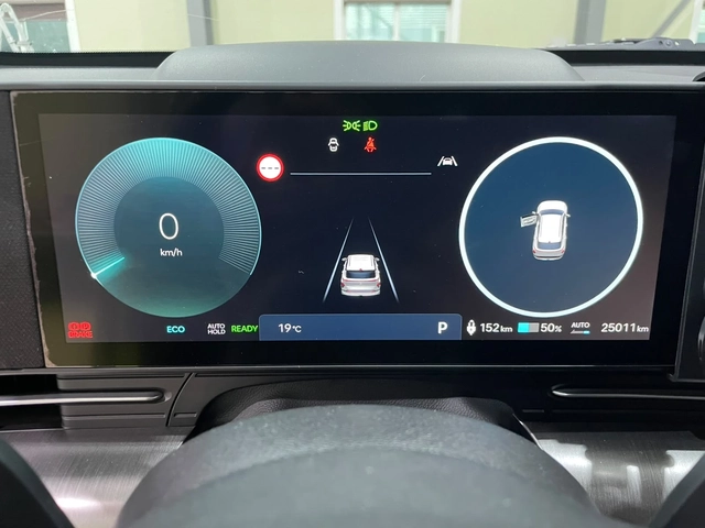 Hyundai Kona Long Range ! Inspiration ! N Line ! - автомобили, коли, обяви за нови и употребявани 11