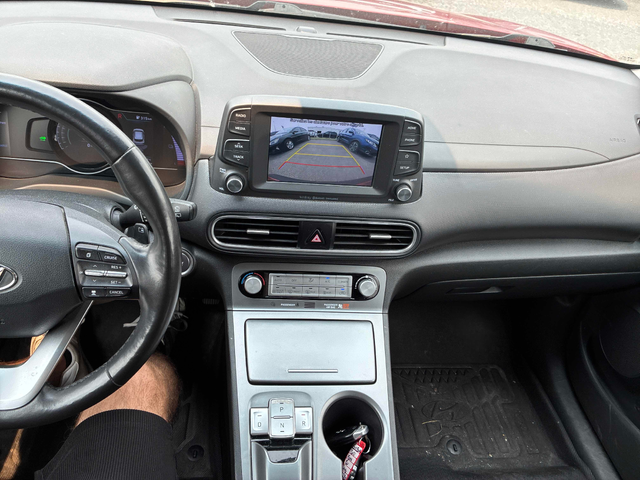 Hyundai KONA ELECTRIC FWD - автомобили, коли, обяви за нови и употребявани 8