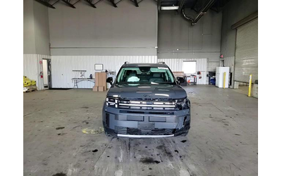 hyundai-lantra-2-5l-4-all-wheel-drive - 0