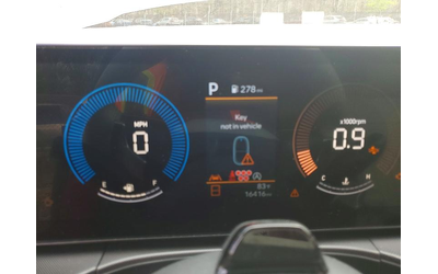 Hyundai Lantra 2.5L 4 FRONT WHEEL DRIVE - автомобили, коли, обяви за нови и употребявани 8