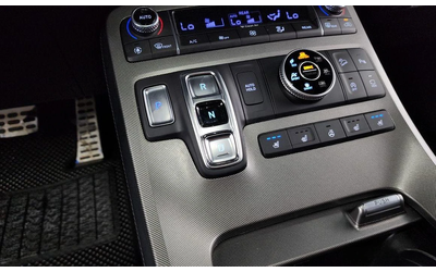 Hyundai Palisade Diesel 2.2 4WD Calligraphy - автомобили, коли, обяви за нови и употребявани 8