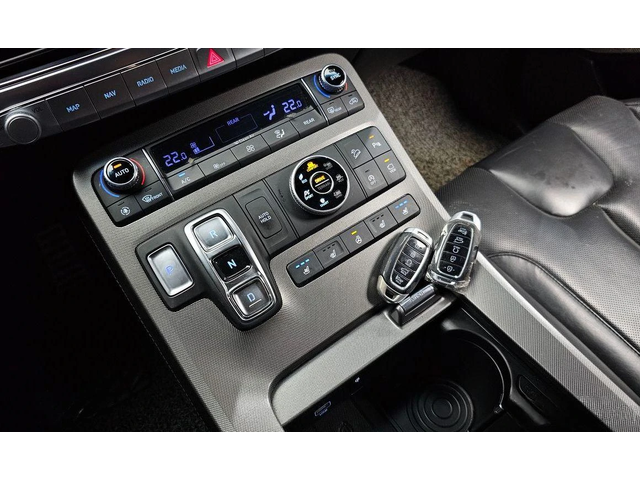 Hyundai Palisade Diesel 2.2 4WD Calligraphy - автомобили, коли, обяви за нови и употребявани 8