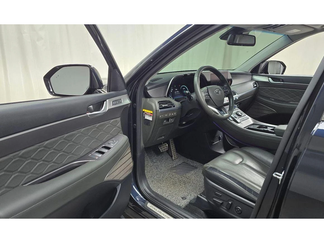 Hyundai Palisade Diesel 2.2 4WD Calligraphy - автомобили, коли, обяви за нови и употребявани 9