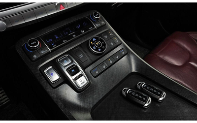 Hyundai Palisade Diesel 2.2 4WD Prestige - автомобили, коли, обяви за нови и употребявани 8