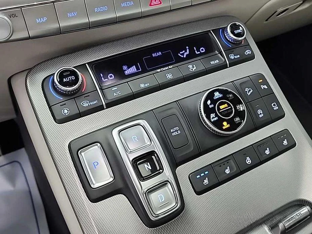 Hyundai Palisade Diesel 2.2 4WD Prestige - автомобили, коли, обяви за нови и употребявани 7