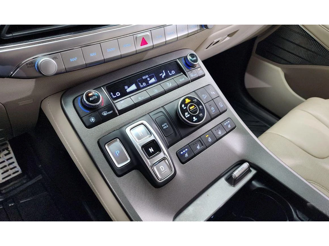 Hyundai Palisade Diesel 2.2 4WD Calligraphy - автомобили, коли, обяви за нови и употребявани 8