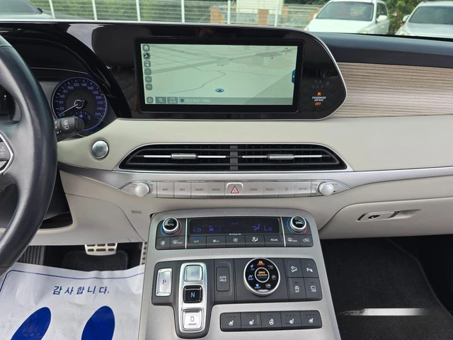 Hyundai Palisade Diesel 2.2 4WD Prestige - автомобили, коли, обяви за нови и употребявани 10