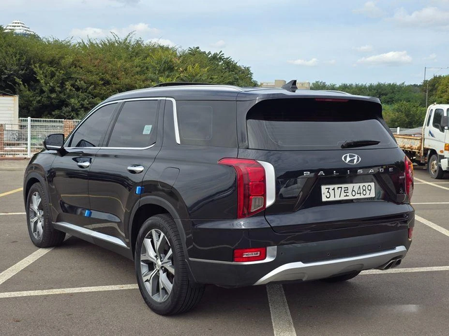 Hyundai Palisade Diesel 2.2 4WD Prestige - автомобили, коли, обяви за нови и употребявани 5