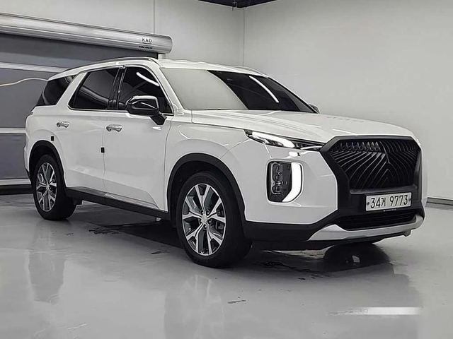 Hyundai Palisade Diesel 2.2 2WD Exclusive - автомобили, коли, обяви за нови и употребявани 3