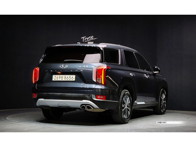 Hyundai Palisade Diesel 2.2 2WD Exclusive - автомобили, коли, обяви за нови и употребявани 1