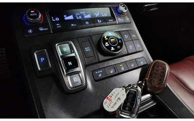 Hyundai Palisade Gasoline 3.8 4WD Prestige - автомобили, коли, обяви за нови и употребявани 8