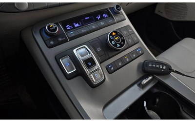 Hyundai Palisade Gasoline 3.8 4WD Prestige - автомобили, коли, обяви за нови и употребявани 8