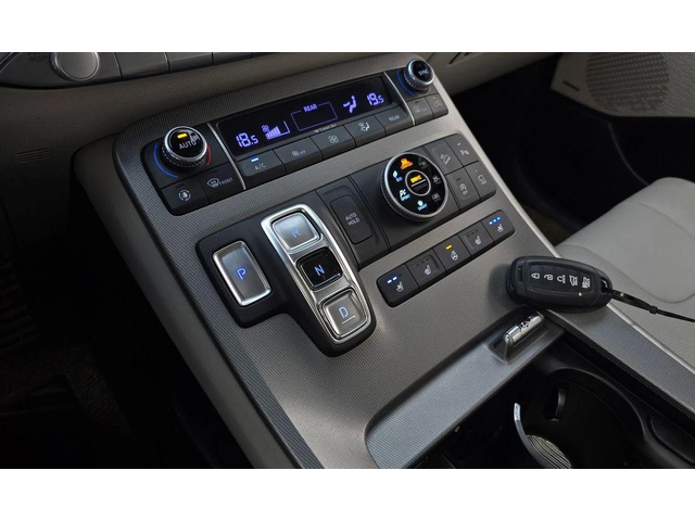 Hyundai Palisade Gasoline 3.8 4WD Prestige - автомобили, коли, обяви за нови и употребявани 8