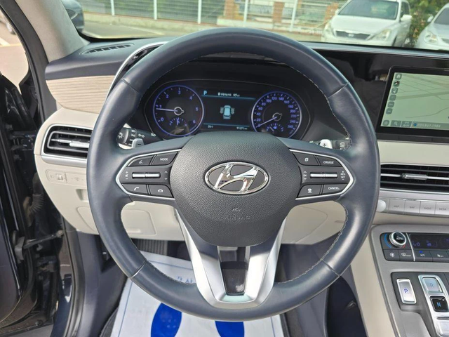 Hyundai Palisade Diesel 2.2 4WD Prestige - автомобили, коли, обяви за нови и употребявани 9