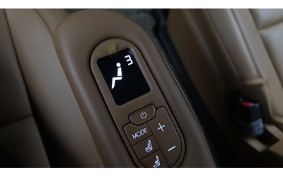 Hyundai Palisade 2.5T 4WD 7-seater - автомобили, коли, обяви за нови и употребявани 11