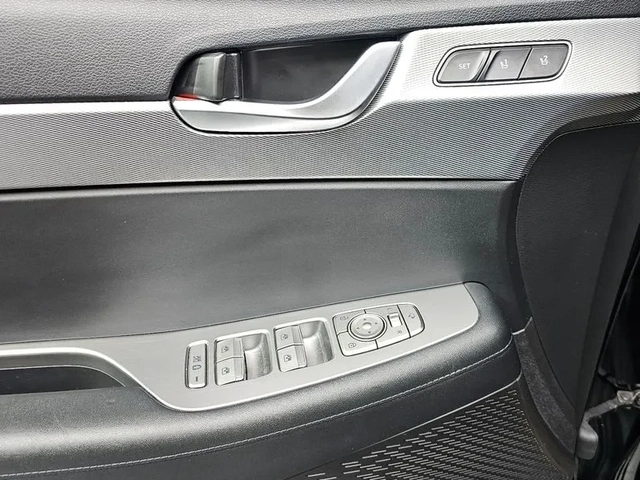 Hyundai Palisade 2.2 CRDI 4WD - автомобили, коли, обяви за нови и употребявани 16