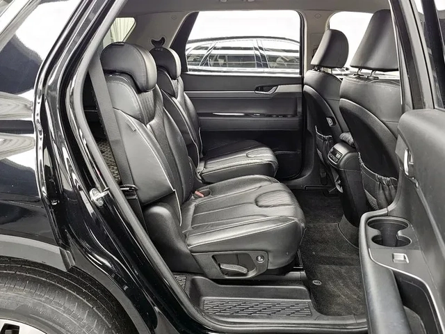 Hyundai Palisade 2.2 CRDI 4WD - автомобили, коли, обяви за нови и употребявани 11