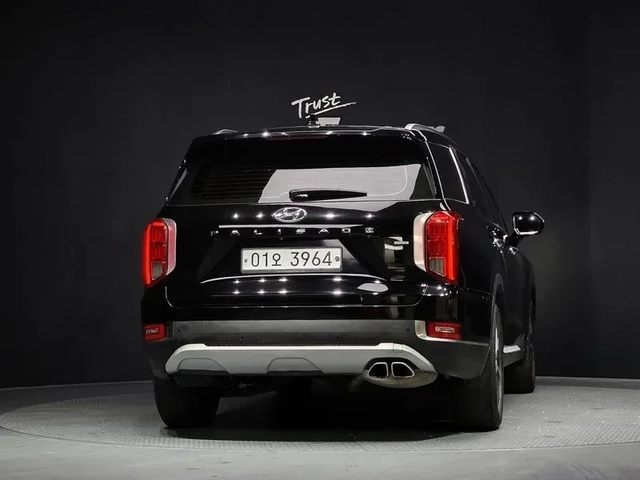 Hyundai Palisade 2.2 CRDI 4WD - автомобили, коли, обяви за нови и употребявани 3