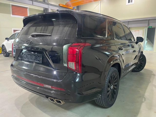 Hyundai Palisade 2.2D ! 4WD ! 6 + 1 ! Calligraphy Black Edition ! - автомобили, коли, обяви за нови и употребявани 3