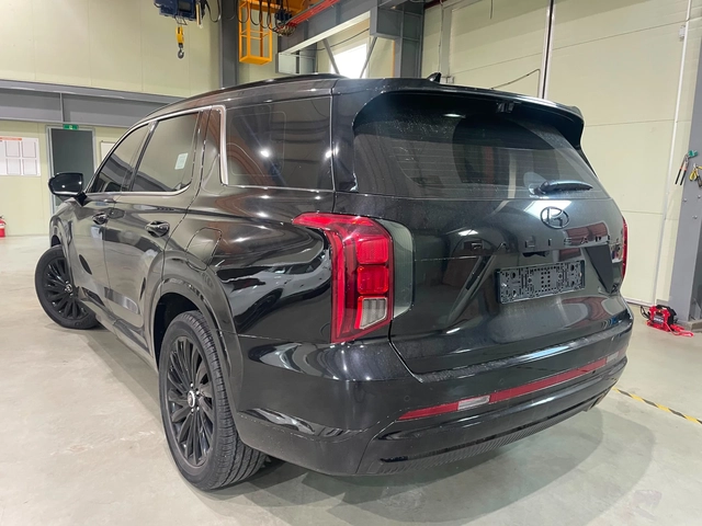 Hyundai Palisade 2.2D ! 4WD ! 6 + 1 ! Calligraphy Black Edition ! - автомобили, коли, обяви за нови и употребявани 5