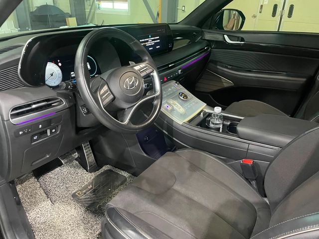 Hyundai Palisade 2.2D ! 4WD ! 6 + 1 ! Calligraphy Black Edition ! - автомобили, коли, обяви за нови и употребявани 7