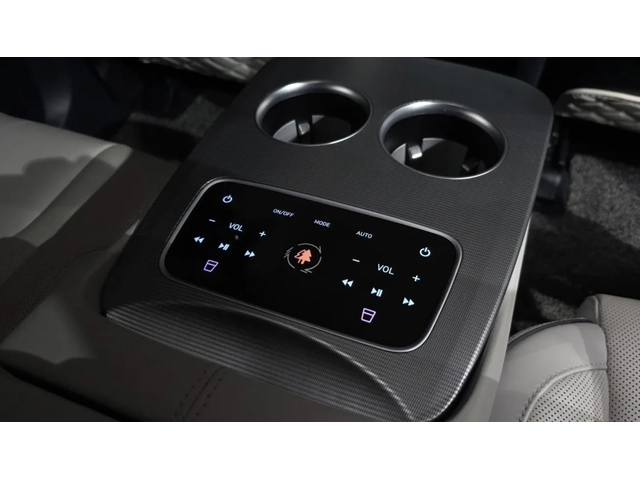 Hyundai Palisade VIP / МАСАЖ / ОБДУХ / TV / HUD / ULTRA LUXURY! - автомобили, коли, обяви за нови и употребявани 15