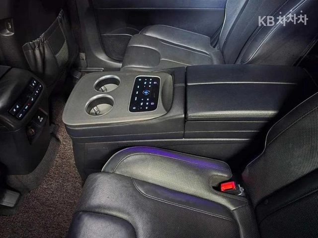 Hyundai Palisade * 3.8 VIP AWD* * КРАЙНА ЦЕНА* ЕКРАНИ - автомобили, коли, обяви за нови и употребявани 8