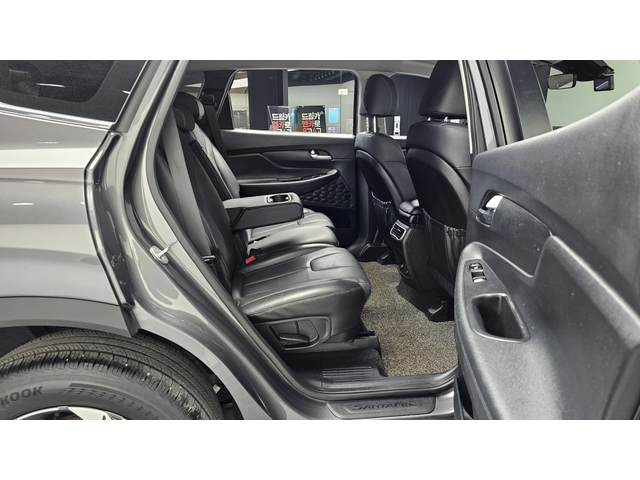 Hyundai Santa fe Diesel 2.2 4WD Premium Choice - автомобили, коли, обяви за нови и употребявани 11