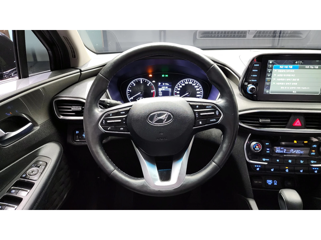 Hyundai Santa fe TM Diesel 2.2 4WD Exclusive - автомобили, коли, обяви за нови и употребявани 12