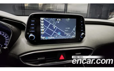 Hyundai Santa fe TM Diesel 2.2 4WD Exclusive - автомобили, коли, обяви за нови и употребявани 13