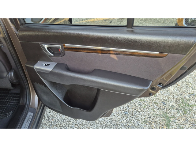 Hyundai Santa fe 2.0CRDI 180хил.4х4 ЛИЗИНГ ВИДЕО - автомобили, коли, обяви за нови и употребявани 7