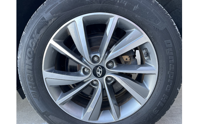 Hyundai Santa Fe - автомобили, коли, обяви за нови и употребявани 18