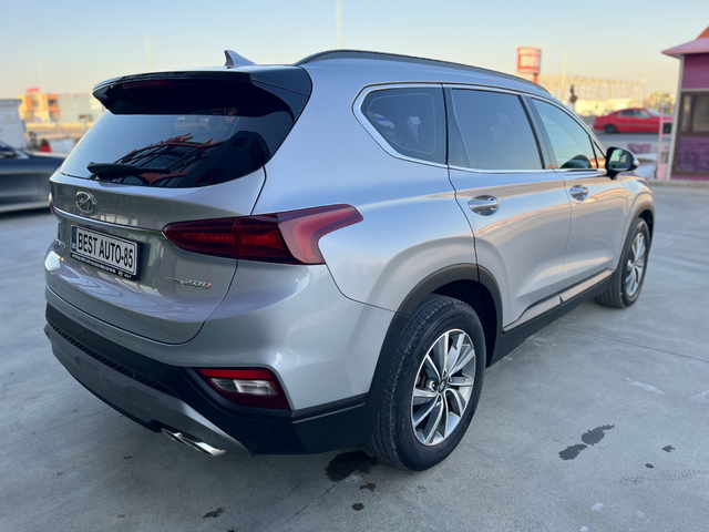 Hyundai Santa Fe - автомобили, коли, обяви за нови и употребявани 4