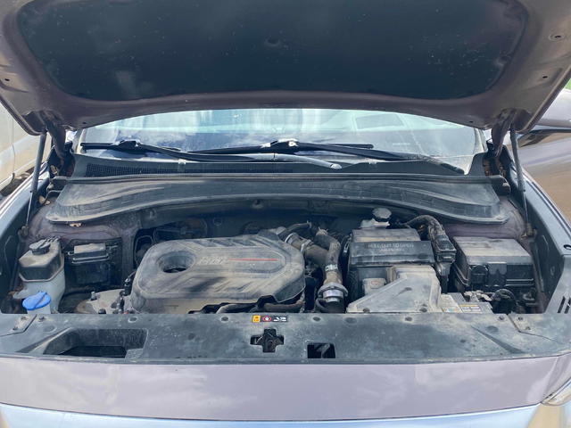 Hyundai Santa fe 2.0L 4cyl AWD - автомобили, коли, обяви за нови и употребявани 10