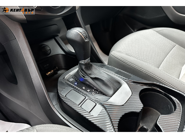 Hyundai Santa Fe 2.4i 193 к.с. - автомобили, коли, обяви за нови и употребявани 11