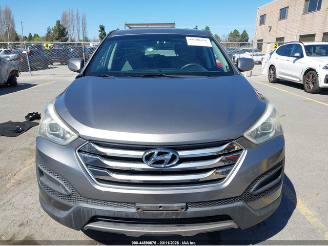 Hyundai Santa fe 2.4L I-4 DI, DOHC, VVT, 190HP Front Wheel Drive - автомобили, коли, обяви за нови и употребявани 5