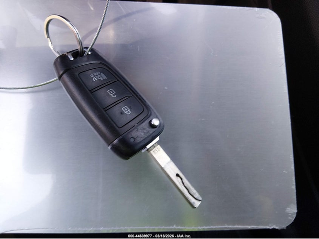 Hyundai Santa fe 2.5L I-4 DI, DOHC, VVT, 191HP Front Wheel Drive - автомобили, коли, обяви за нови и употребявани 10