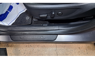 Hyundai Santa Fe - автомобили, коли, обяви за нови и употребявани 15