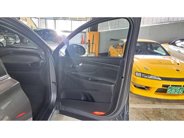 Hyundai Santa Fe - автомобили, коли, обяви за нови и употребявани 19