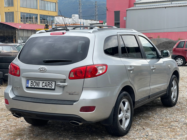 Hyundai Santa fe 2.2CRDi-150к.с/ 4х4/ 6скорости/ Климатроник/Италия - автомобили, коли, обяви за нови и употребявани 4