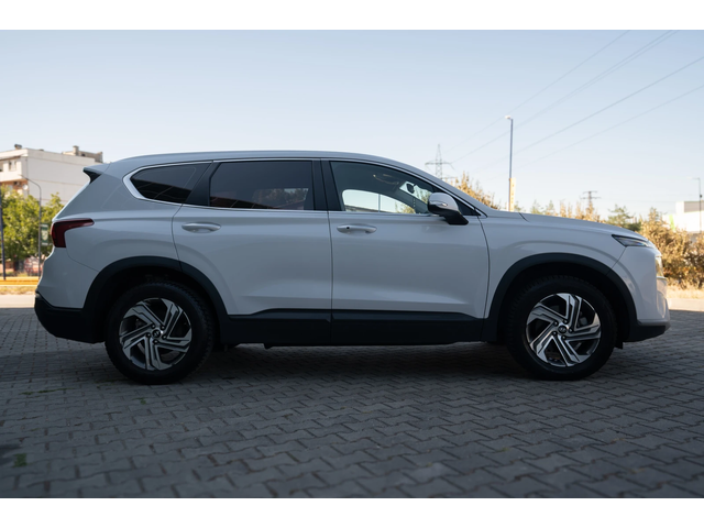 Hyundai Santa fe 2.2CRDi HTRAC | 4x4 | ТОП СЪСТОЯНИЕ - автомобили, коли, обяви за нови и употребявани 2